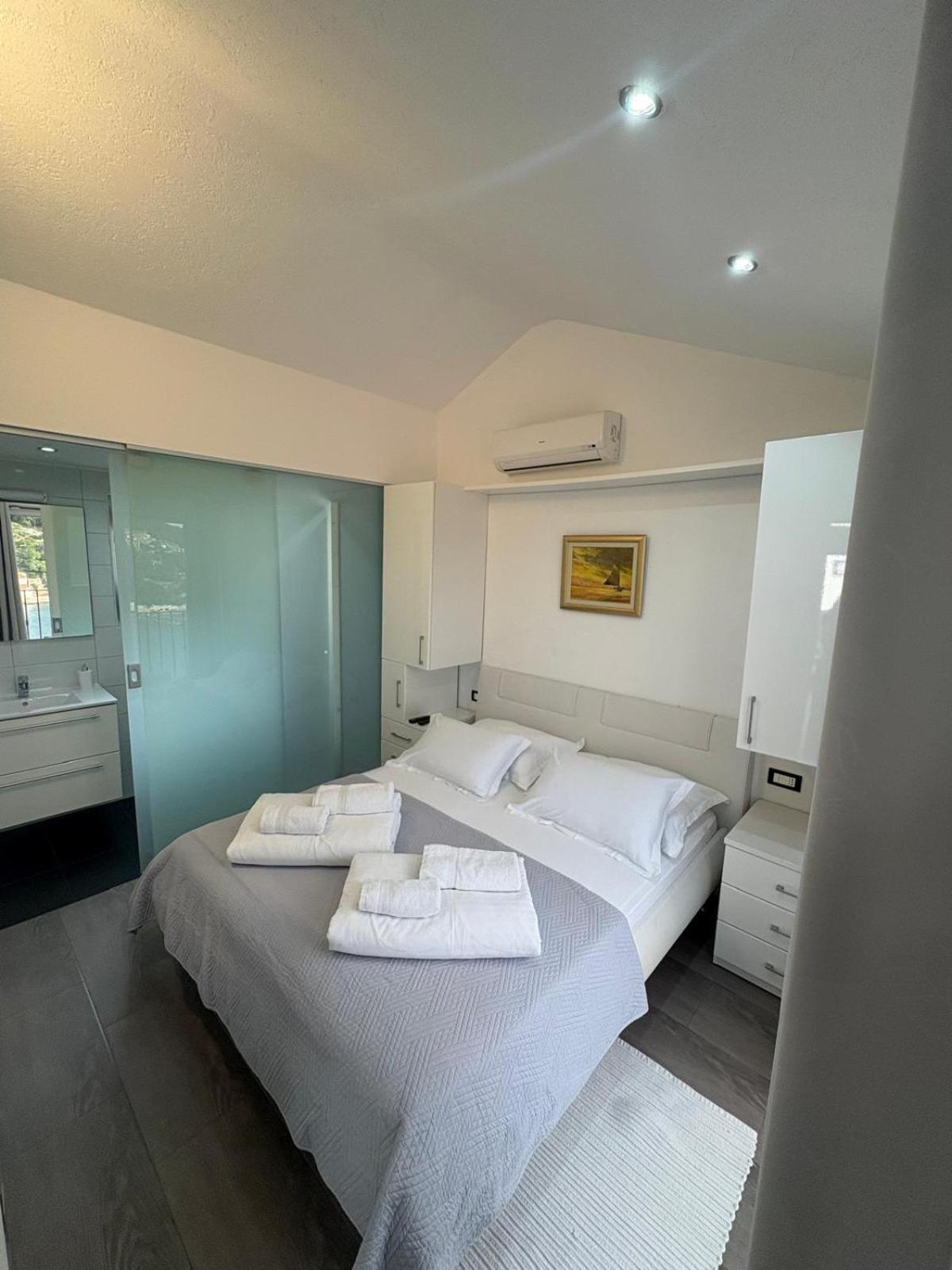 Deluxe Jelsa Apartment Jelsa  Bagian luar foto